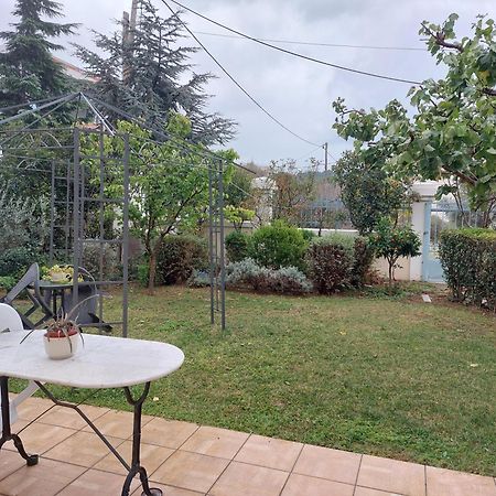 Dora'S Home With Garden Volos Buitenkant foto