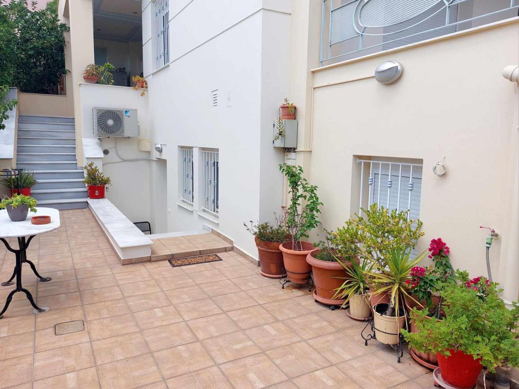 Dora'S Home With Garden Volos Buitenkant foto